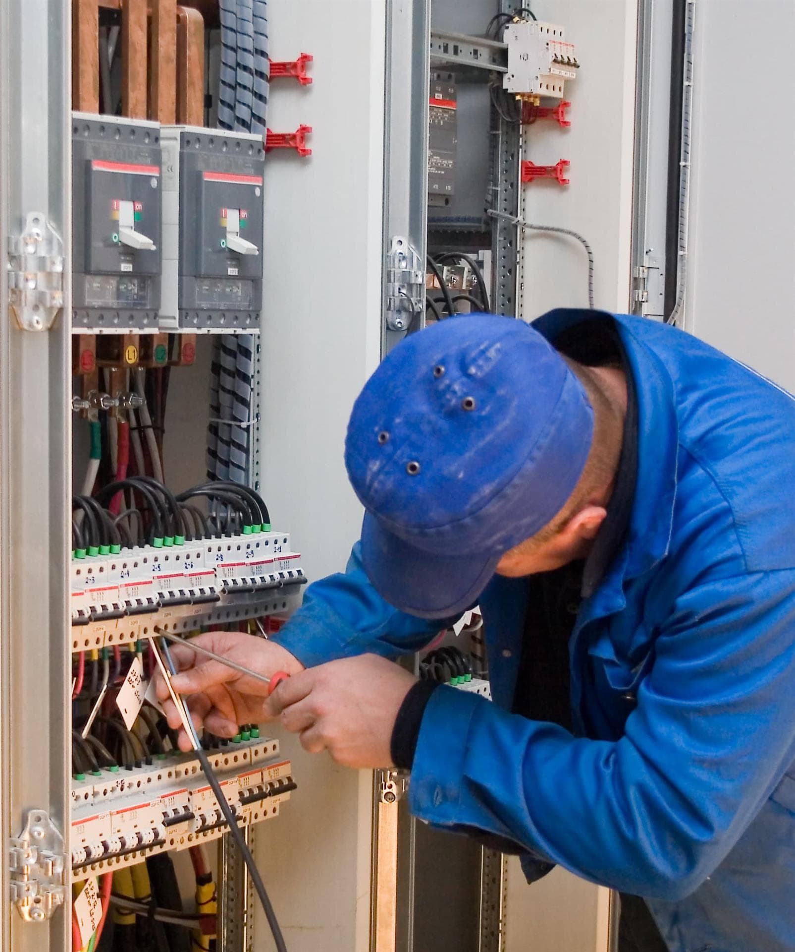 Expertos en instalaciones eléctricas en Betanzos